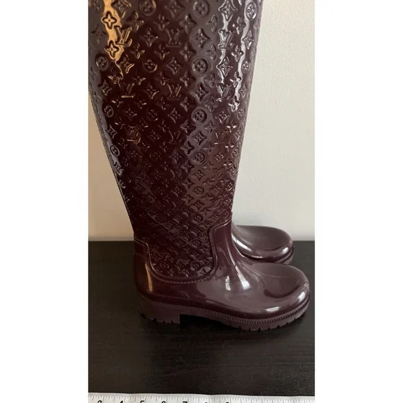 Authentic Louis Vuitton Tall Rain Boots Burgundy Color Size 39 - X listing - Picture 7 of 12